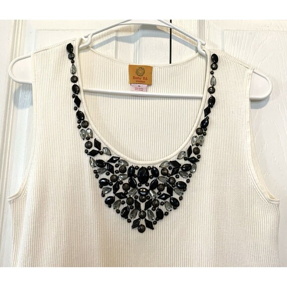 Ruby Red Knit Beaded Tank Top Womans 1X Tight knit Cream w/Black Clear Beads - Picture 3 of 7